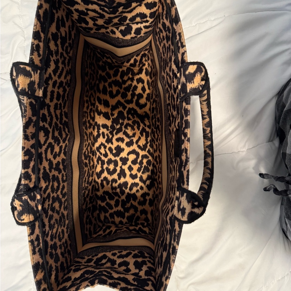 Dior Black and Tan Leopard Tote - Picture 3 of 5